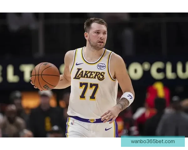 詹姆斯谈东契奇受伤雷霆首节攻势如潮致湖人惨败